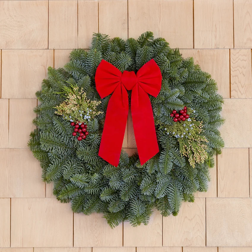 22" Mixed Evergreen Wreath